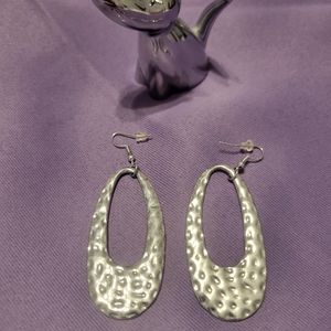 🌺Silver Dangle Earrings🌺